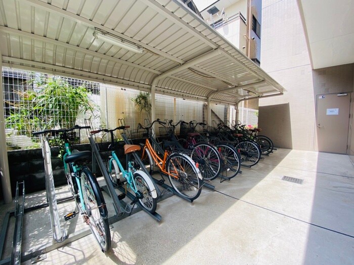 駐輪場 ルミエール