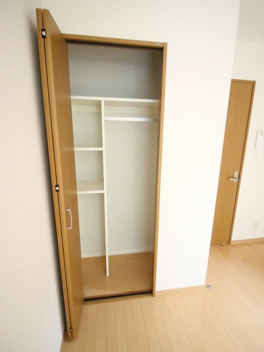 収納 エスポワ－ルみどり町