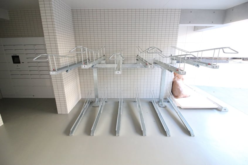 駐輪場 ジオエント大塚