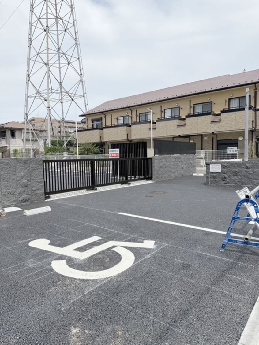駐車場 Ｅｖｅｒｇａｒｄｅｎ