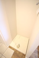 洗濯機置場 ラティエラ横濱六角橋