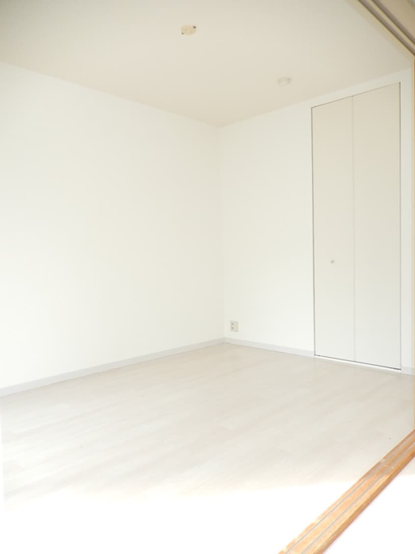 居室 クレ－ルコ－ト芦花公園