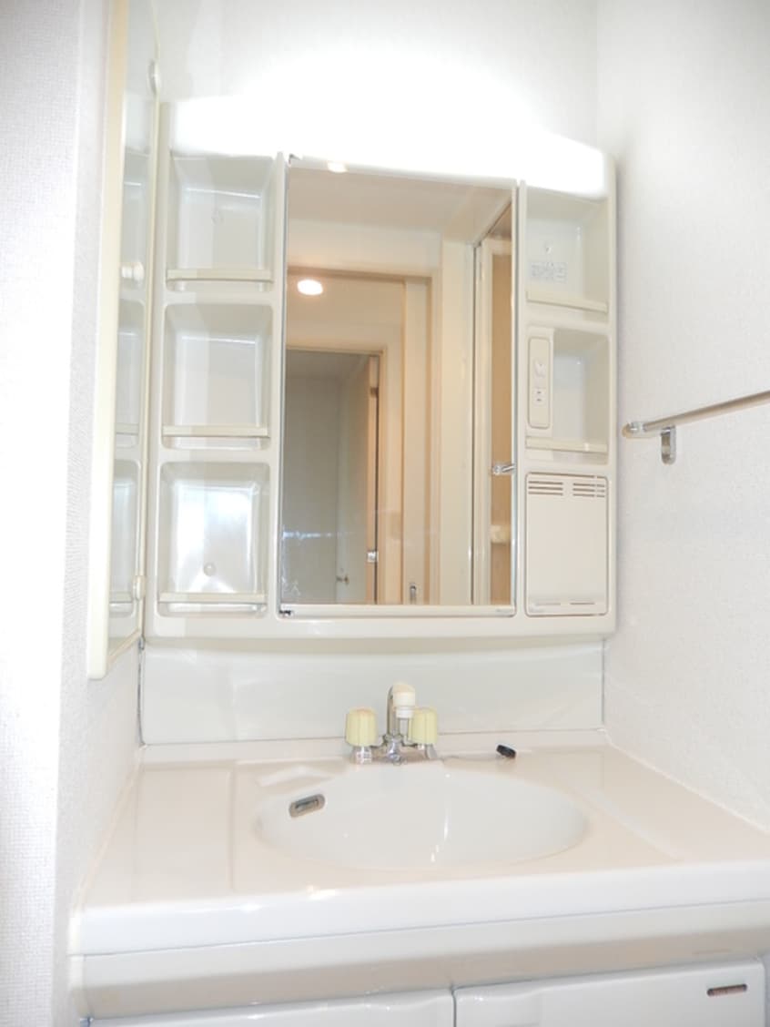 収納 クレ－ルコ－ト芦花公園