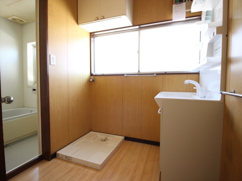 洗濯機置場 松原3丁目貸家