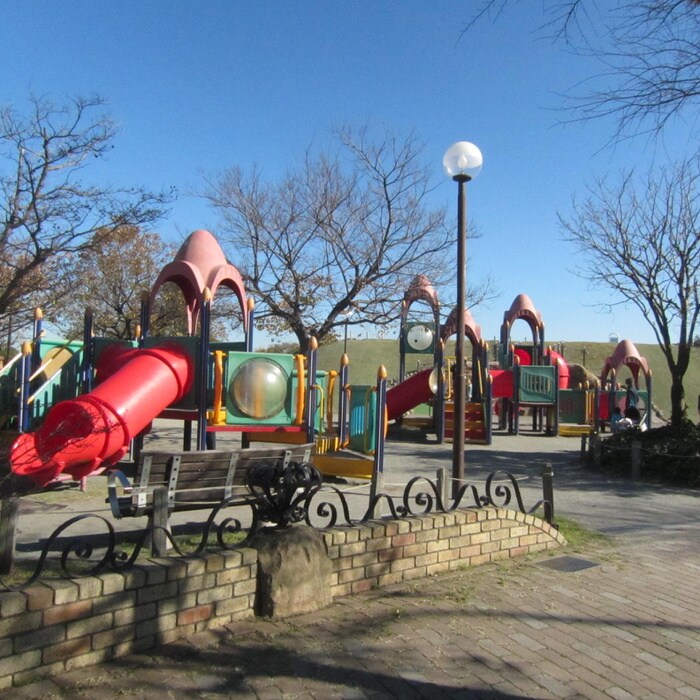 うみかぜ公園(公園)まで950m プリマ六番館