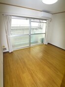 室内からの展望 リバ－サイドハイツ５号館