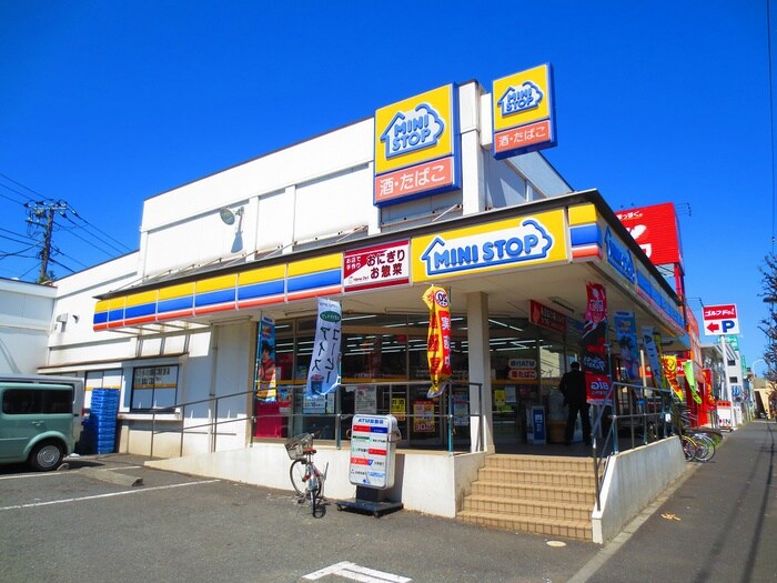 ミニストップ豊玉南2丁目店(コンビニ)まで546m エスポワ－ル沼袋