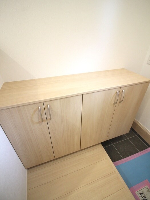 靴箱 ハルモニア