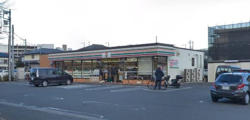 セブンイレブン(コンビニ)まで234m Brugge