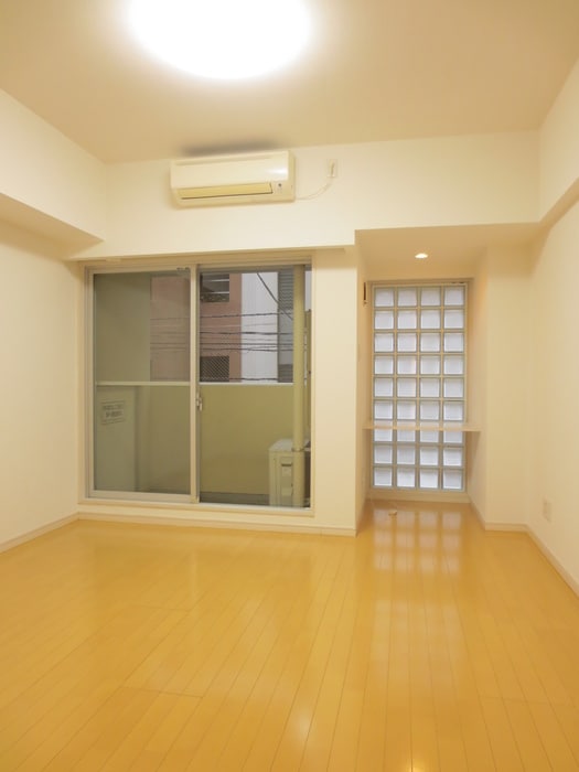 居室 ﾆｭ-ｼﾃｨ-ｱﾊﾟ-ﾄﾒﾝﾂ新川Ⅱ