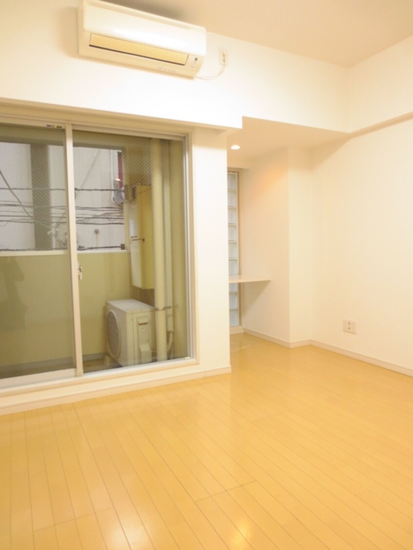 居室 ﾆｭ-ｼﾃｨ-ｱﾊﾟ-ﾄﾒﾝﾂ新川Ⅱ