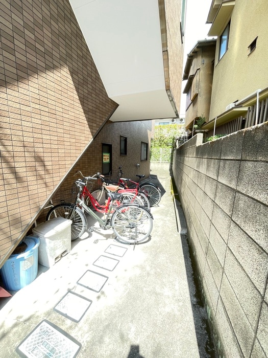 駐輪場 フォルトゥ－ナ駒込