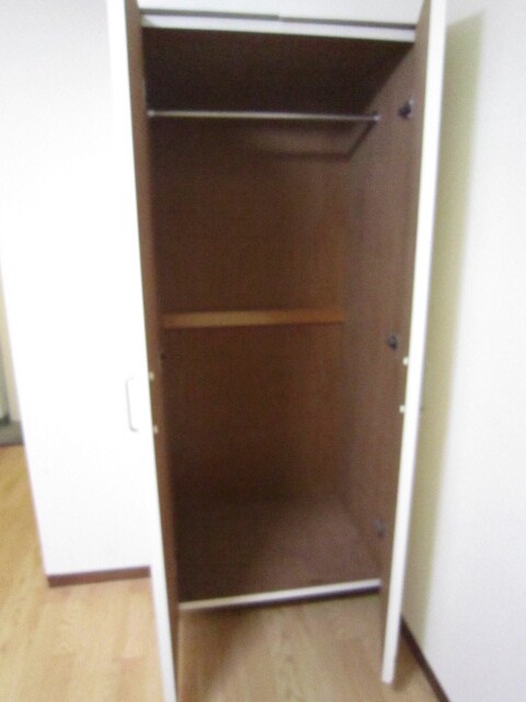 収納 コ－トＭＩＫＩ