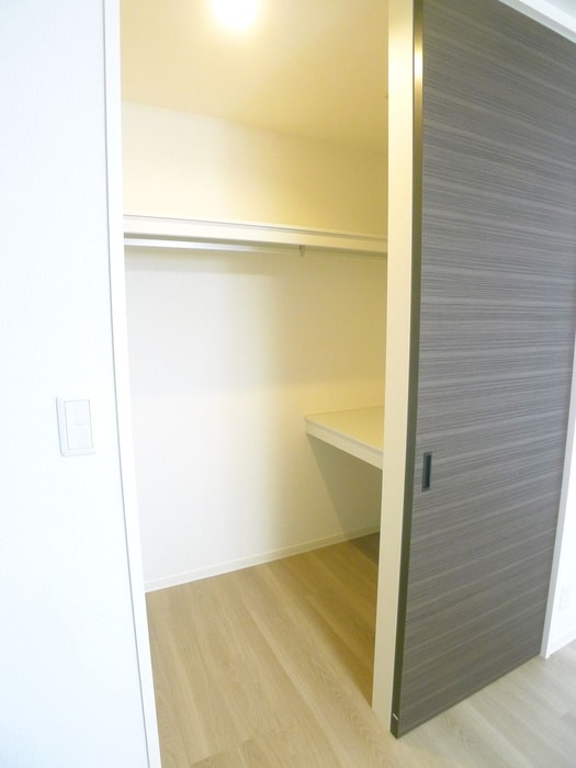 収納 シャーメゾン幕張本郷