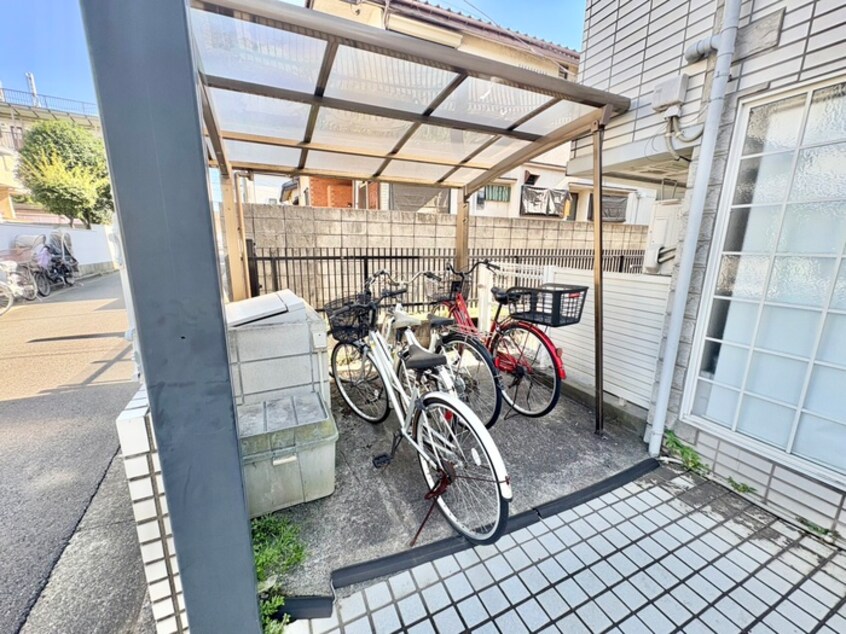 駐輪場 シティパレス上石神井2