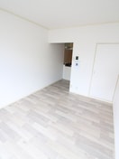 居室 メゾン　ヨコハマ