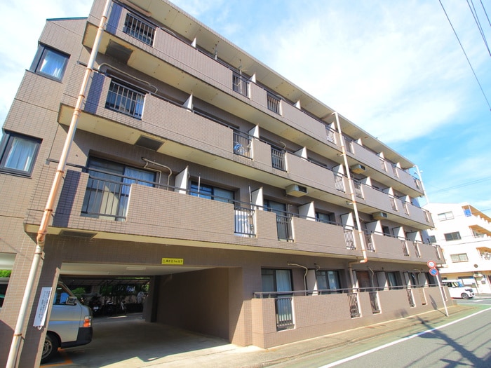 外観写真 三園さえぐさマンション