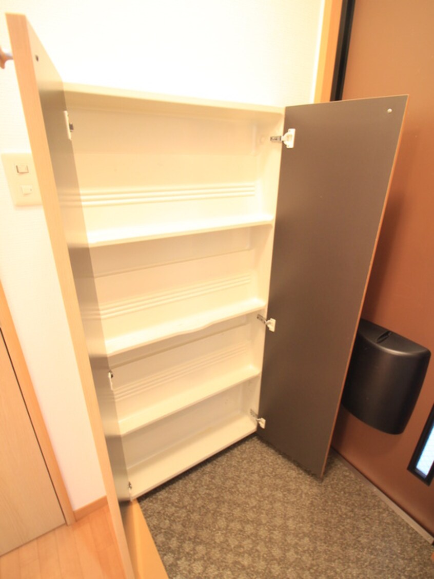 靴箱 グリーンサイド片倉