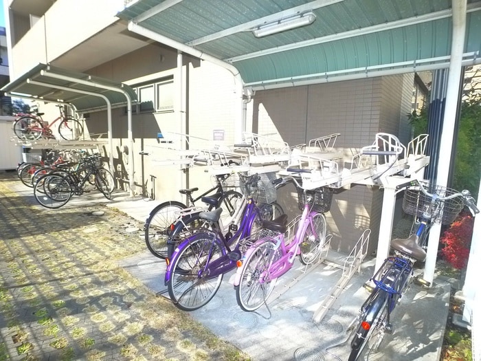 駐輪場 ディライトコ－ト