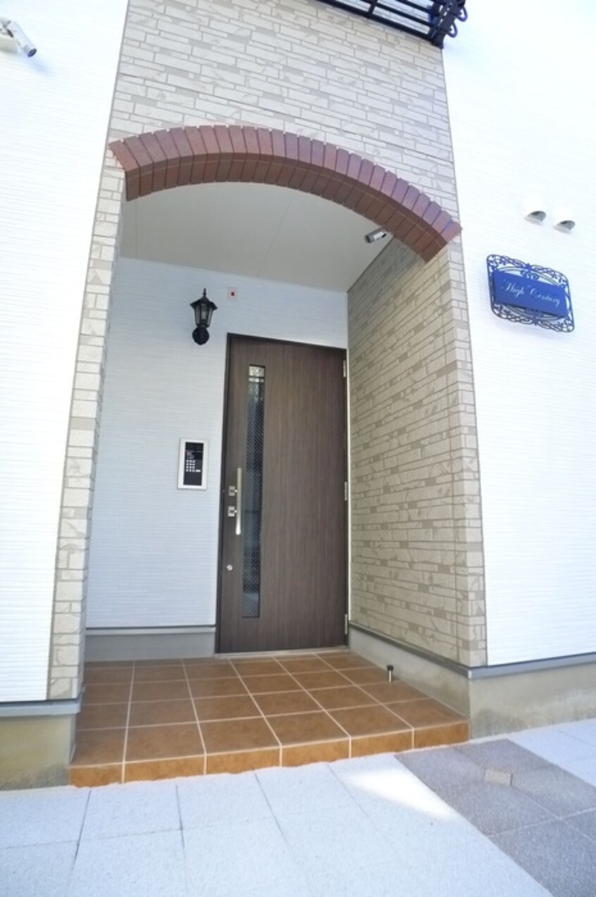 エントランス部分 ハイセンチュリー