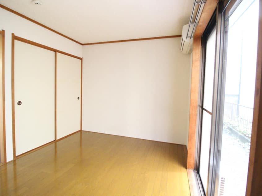 居室 ザ・ハウス２１