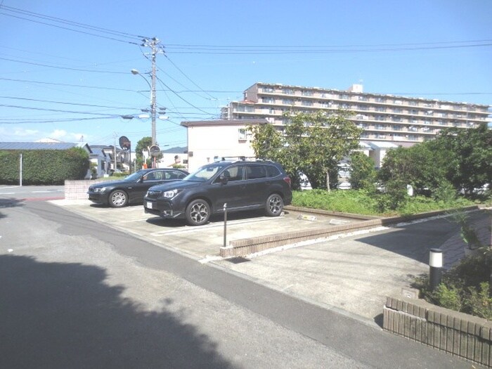 駐車場 アンソレイユミ－ル