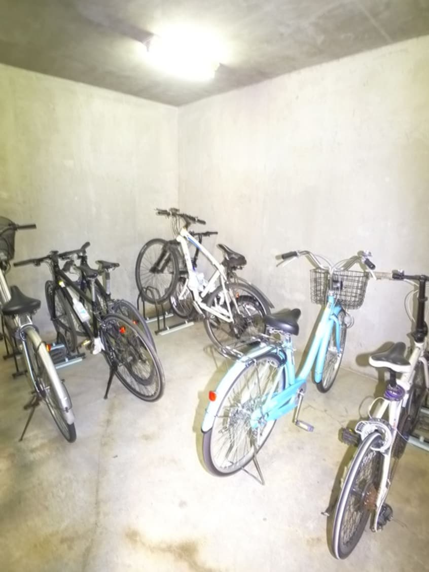 駐輪場 エムズ東船橋