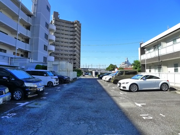 駐車場 ルミエ－ル戸田