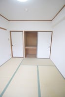 居室 ルミエ－ル戸田