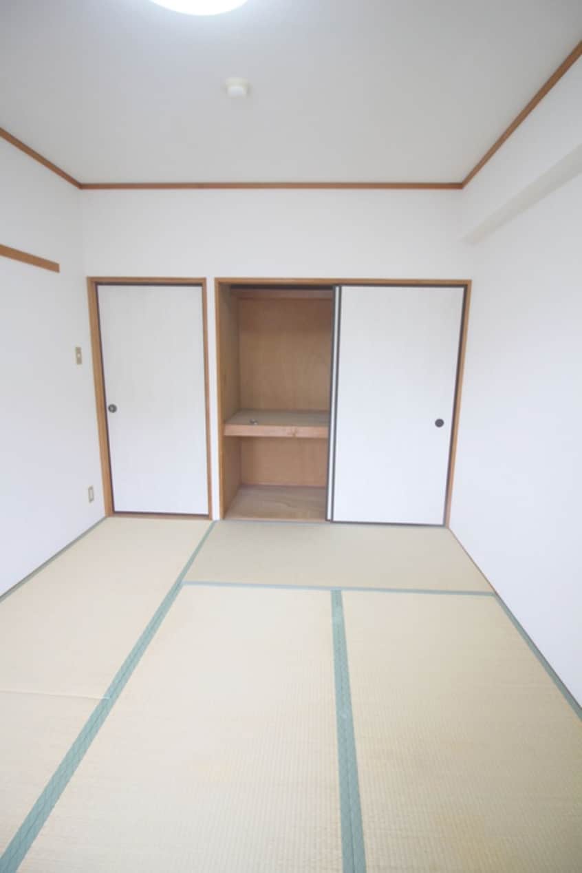 居室 ルミエ－ル戸田