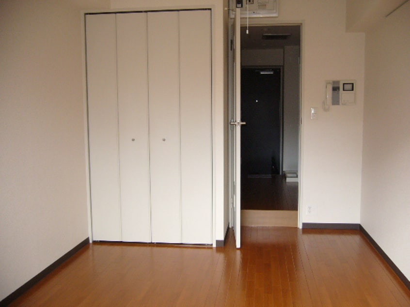 居室 ラフィ－ネ本郷