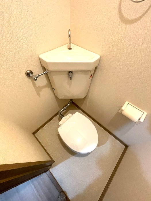 トイレ カーサヴェルデ(201)