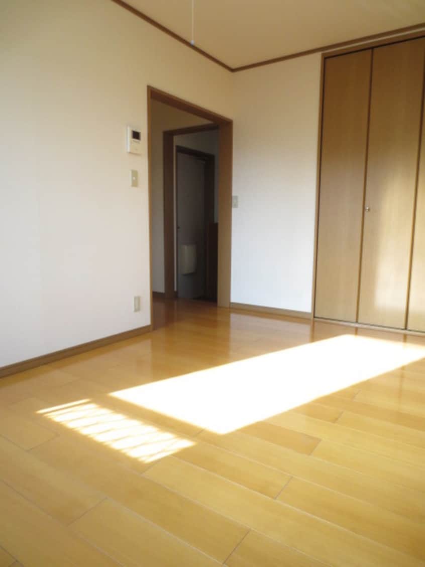 居室 メゾン３１１０