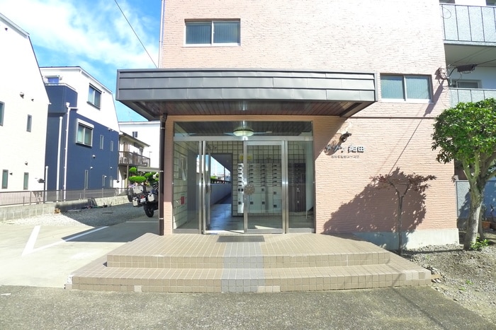 エントランス部分 メゾン細田