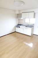 居室 メゾン中白根（２Ｆ）