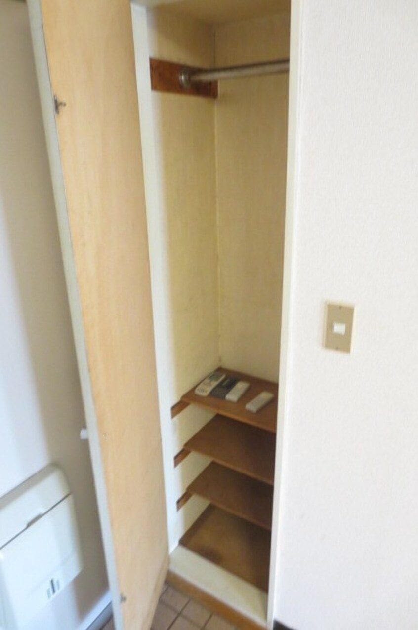 靴箱 メゾン中白根（２Ｆ）