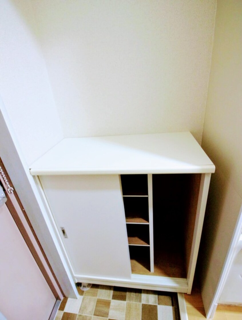 靴箱 秋山菅マンション