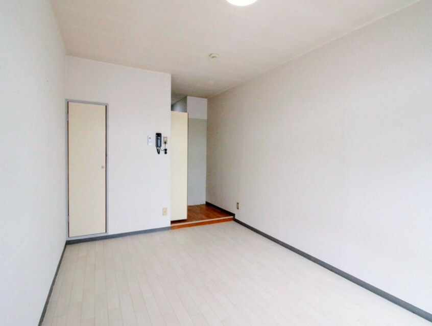 居室 秋山菅マンション