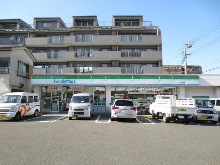 ファミリーマートますや古市場店(コンビニ)まで260m シトラス鹿島田