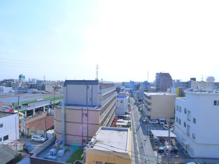 室内からの展望 行徳倶楽部