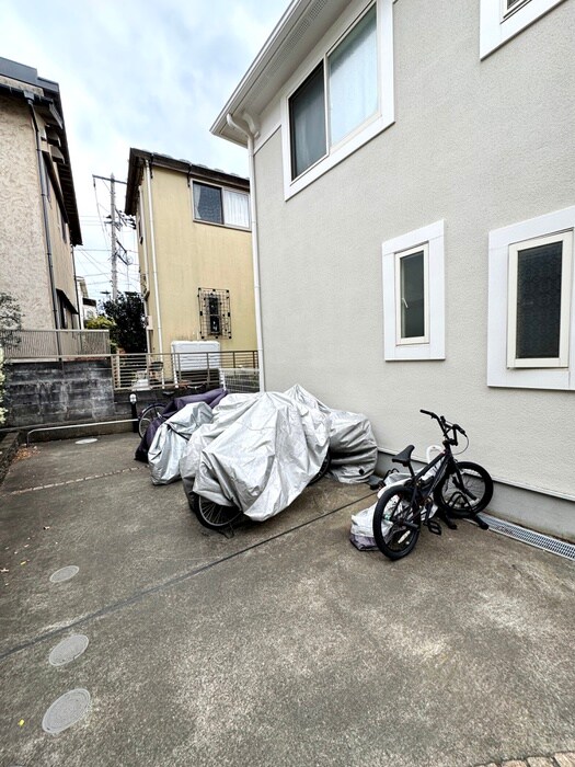 駐輪場 COURTⅢA棟