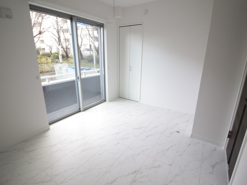 居室 エクレール鴨居Ⅱ