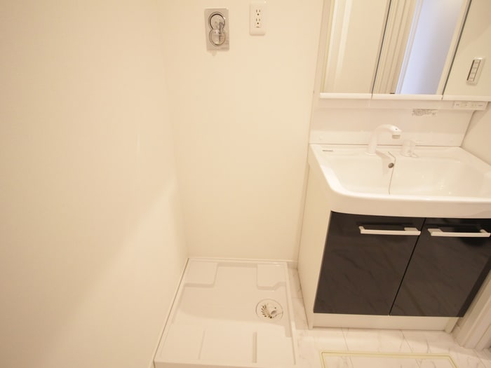 洗濯機置場 エクレール鴨居Ⅱ