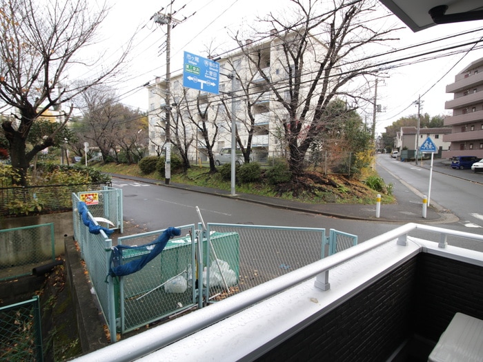 室内からの展望 エクレール鴨居Ⅱ