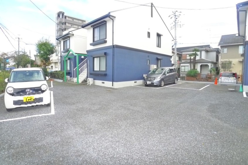 駐車場 カトラ・セゾンＡ棟