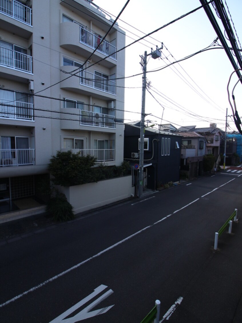 室内からの展望 ici