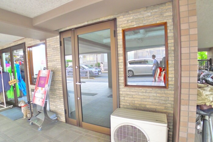 玄関 ファーストステージ東村山 １Ｆ
