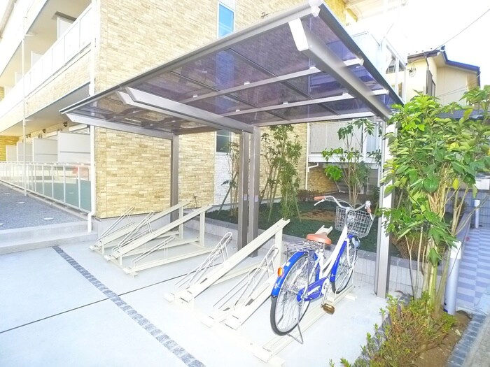 駐輪場 リブリ・June HAPPINESS