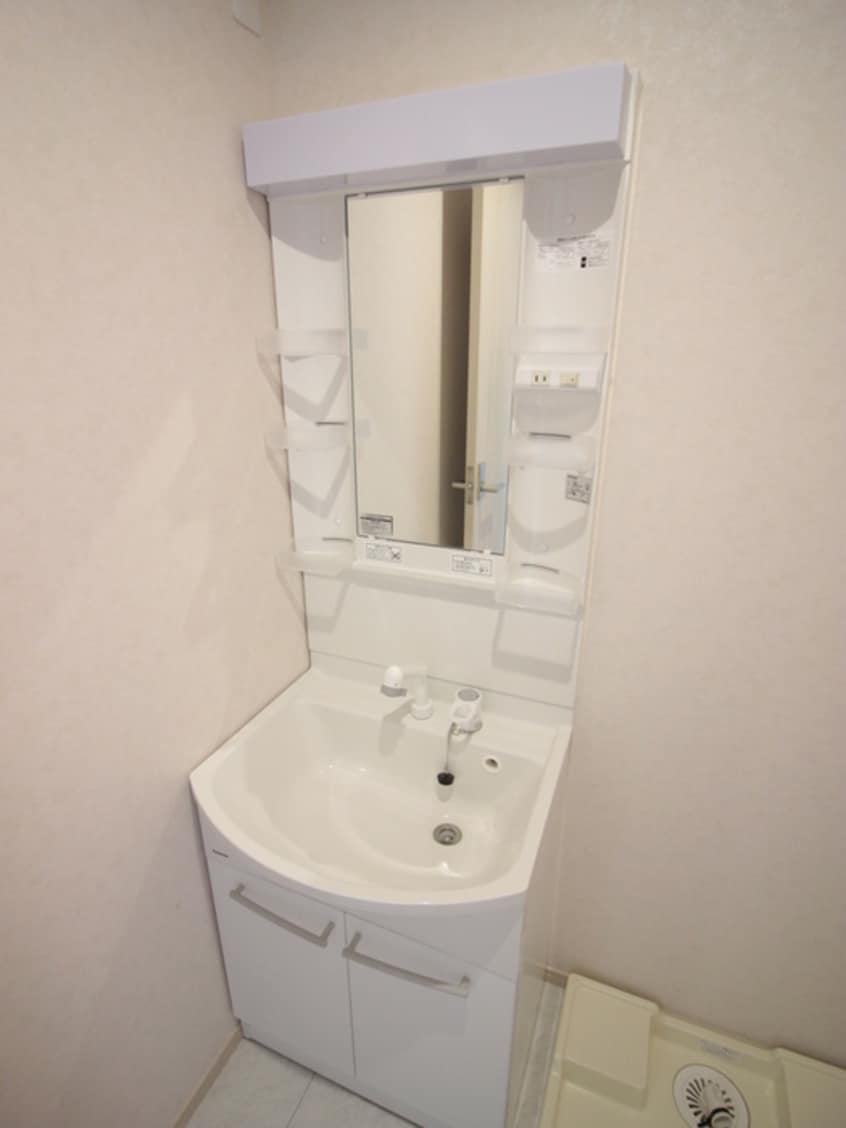 洗面 APRILE GOHONGI