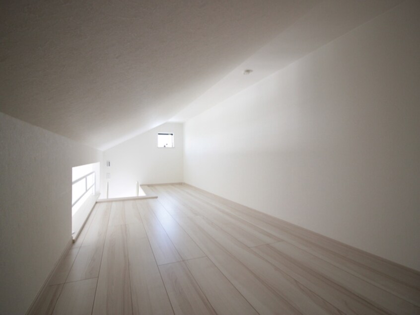 ロフト APRILE GOHONGI